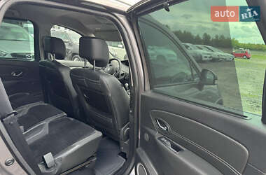 Минивэн Renault Scenic 2013 в 