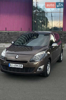 Мінівен Renault Scenic 2010 в Чернігові