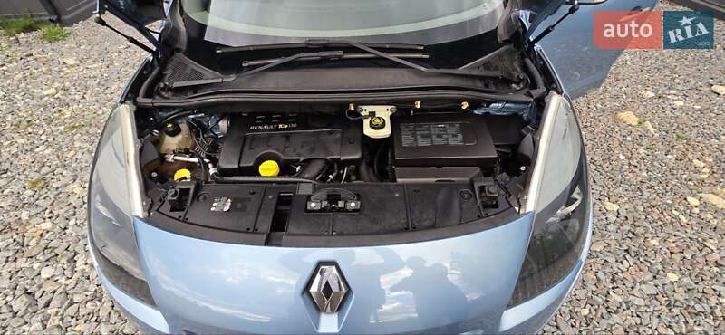 Минивэн Renault Scenic 2010 в Львове