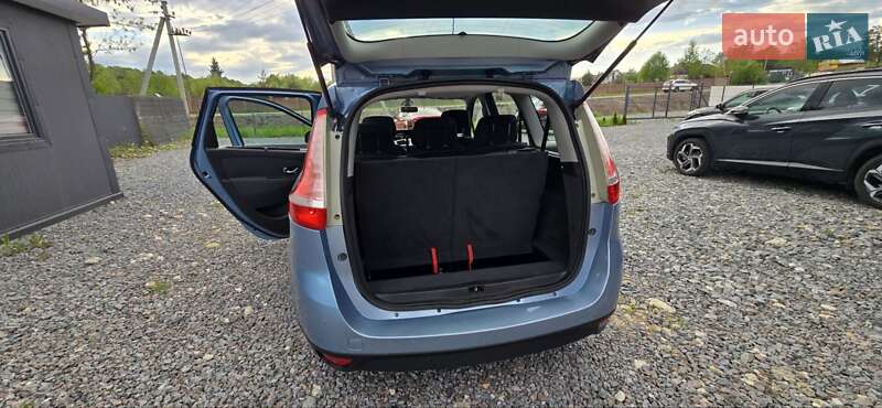 Минивэн Renault Scenic 2010 в Львове