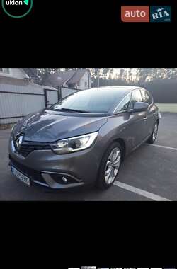 Минивэн Renault Scenic 2017 в 