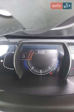 Минивэн Renault Scenic 2017 в 