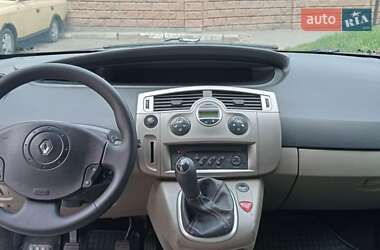 Минивэн Renault Scenic 2006 в 