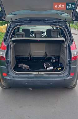 Минивэн Renault Scenic 2006 в 