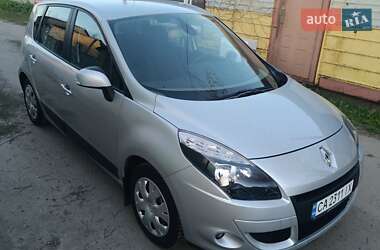 Мінівен Renault Scenic 2010 в Черкасах