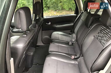 Минивэн Renault Scenic 2006 в 