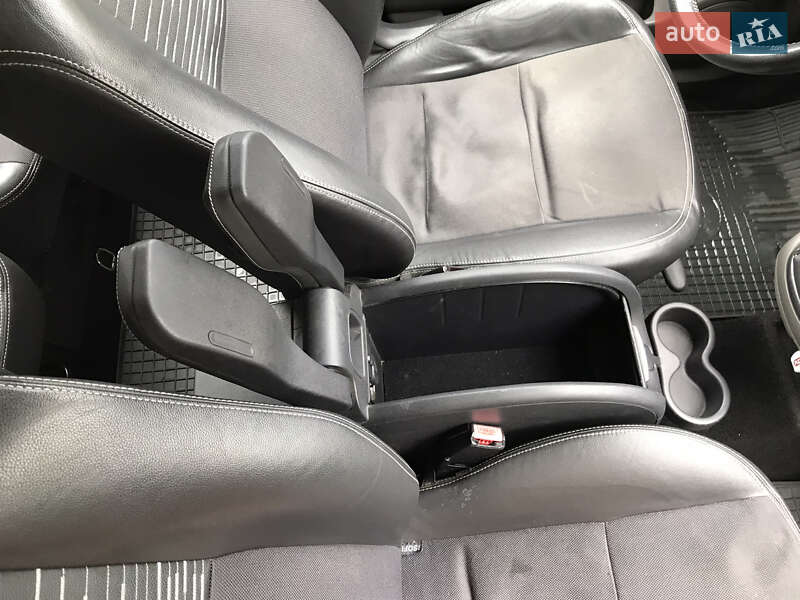 Мінівен Renault Scenic 2006 в Львові фото 23 Мінівен Renault Scenic 2006 в Львові