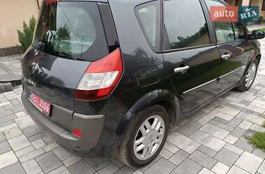 Минивэн Renault Scenic 2005 в 