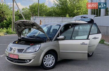 Минивэн Renault Scenic 2008 в 