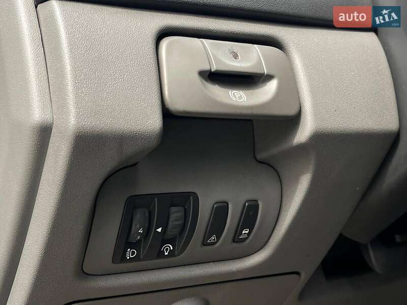 Минивэн Renault Scenic 2007 в Львове
