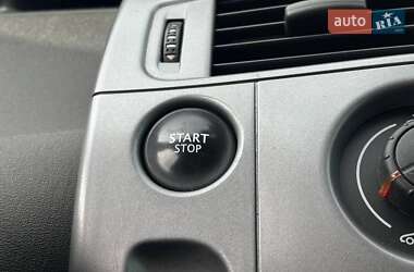 Минивэн Renault Scenic 2007 в 
