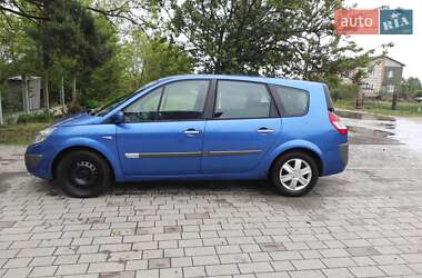 Минивэн Renault Scenic 2005 в Сарнах