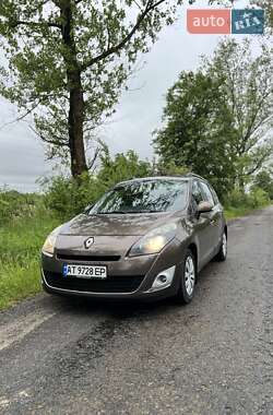 Мінівен Renault Scenic 2010 в Калуші