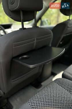 Мінівен Renault Scenic 2011 в 