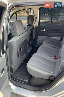 Минивэн Renault Scenic 2009 в 