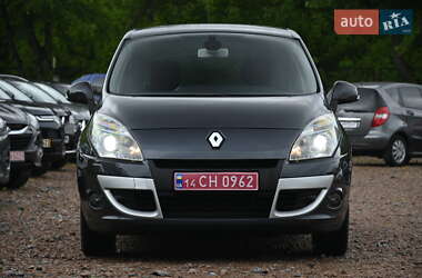 Минивэн Renault Scenic 2009 в 