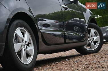 Минивэн Renault Scenic 2009 в 