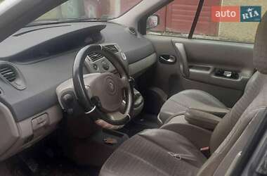 Минивэн Renault Scenic 2005 в 