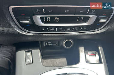 Минивэн Renault Scenic 2009 в 