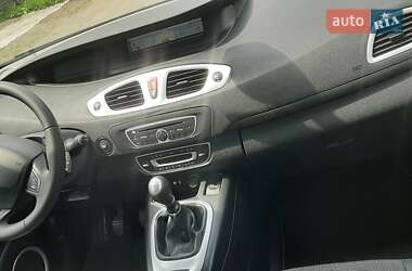 Мінівен Renault Scenic 2009 в 