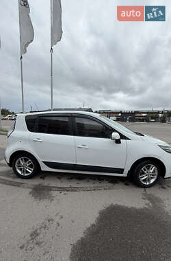 Мінівен Renault Scenic 2012 в 