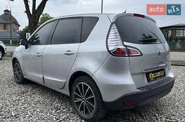 Минивэн Renault Scenic 2013 в 