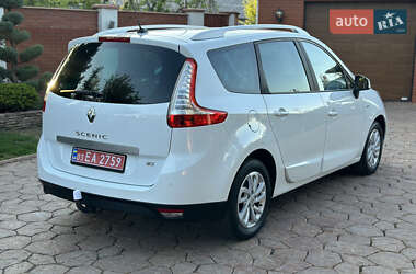 Минивэн Renault Scenic 2015 в 