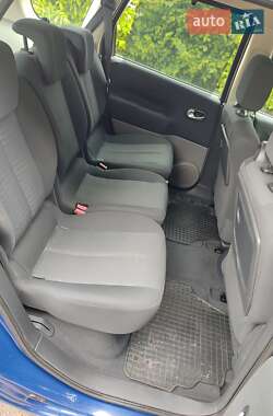 Минивэн Renault Scenic 2006 в 