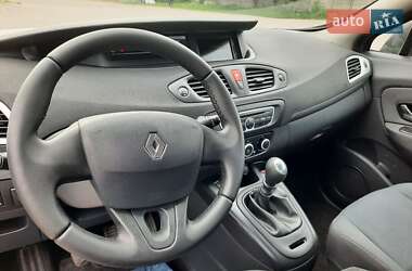 Мінівен Renault Scenic 2011 в 