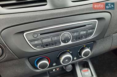 Мінівен Renault Scenic 2011 в 