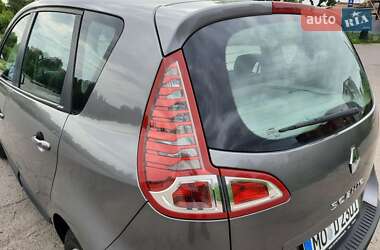 Мінівен Renault Scenic 2011 в 