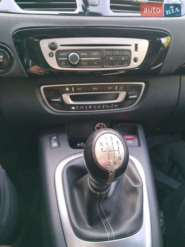 Минивэн Renault Scenic 2014 в Луцке