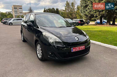 Мінівен Renault Scenic 2010 в Львові