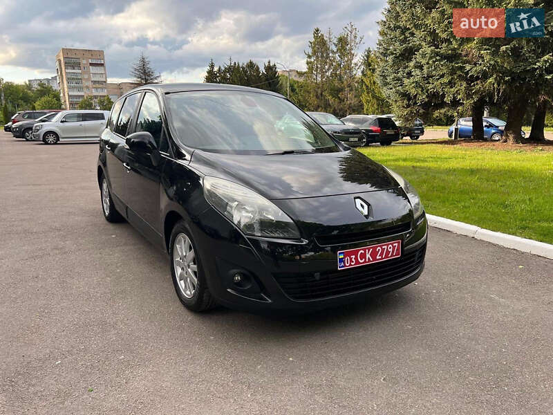 Мінівен Renault Scenic 2010 в 