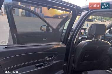 Минивэн Renault Scenic 2012 в 