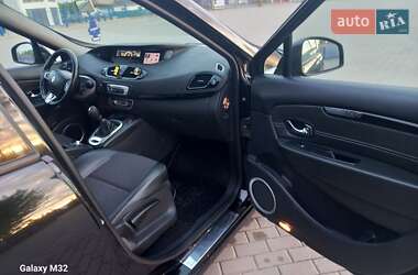 Минивэн Renault Scenic 2012 в 