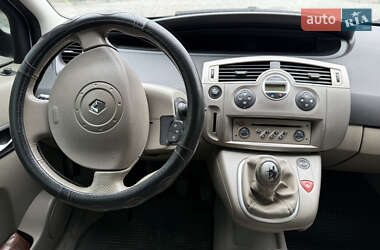 Минивэн Renault Scenic 2003 в 