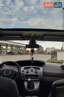 Минивэн Renault Scenic 2008 в 