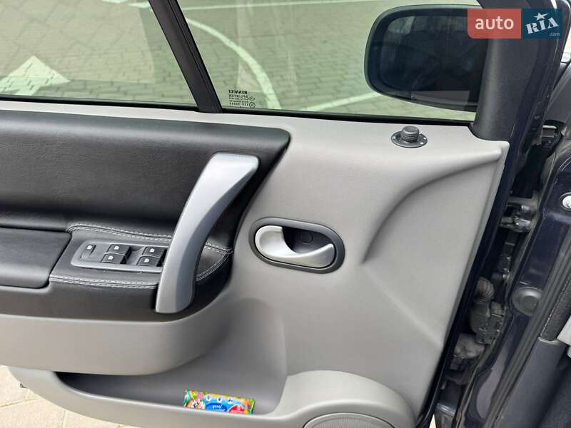 Минивэн Renault Scenic 2008 в Луцке