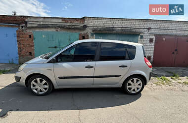 Минивэн Renault Scenic 2005 в 