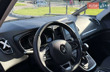Минивэн Renault Scenic 2018 в 