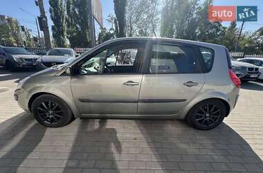 Минивэн Renault Scenic 2006 в 
