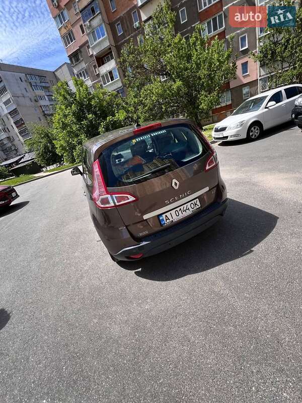 Минивэн Renault Scenic 2009 в Броварах