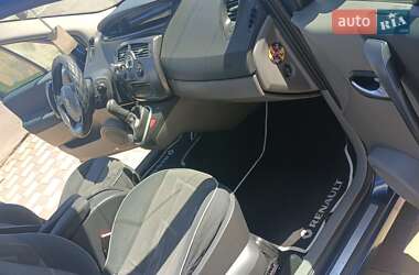 Минивэн Renault Scenic 2003 в 