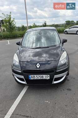 Минивэн Renault Scenic 2009 в 
