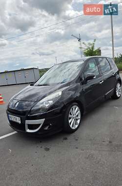 Минивэн Renault Scenic 2009 в 