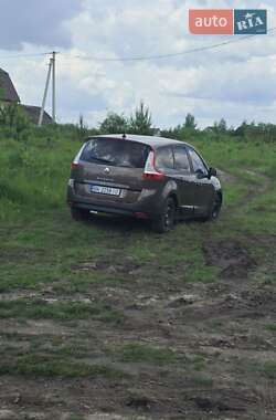 Renault Scenic 2011