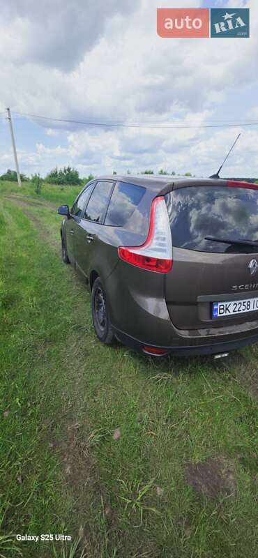 Минивэн Renault Scenic 2011 в Шепетовке фото 30 Минивэн Renault Scenic 2011 в Шепетовке