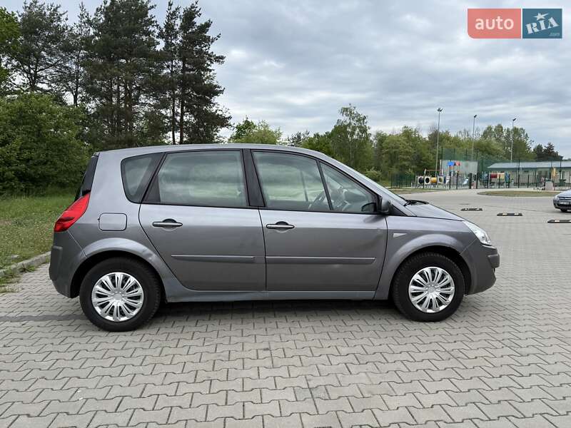 Мінівен Renault Scenic 2008 в Чернігові