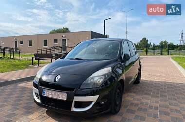 Renault Scenic 2011
